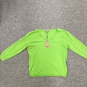 Millau Bright Green V-Neck Knit Top